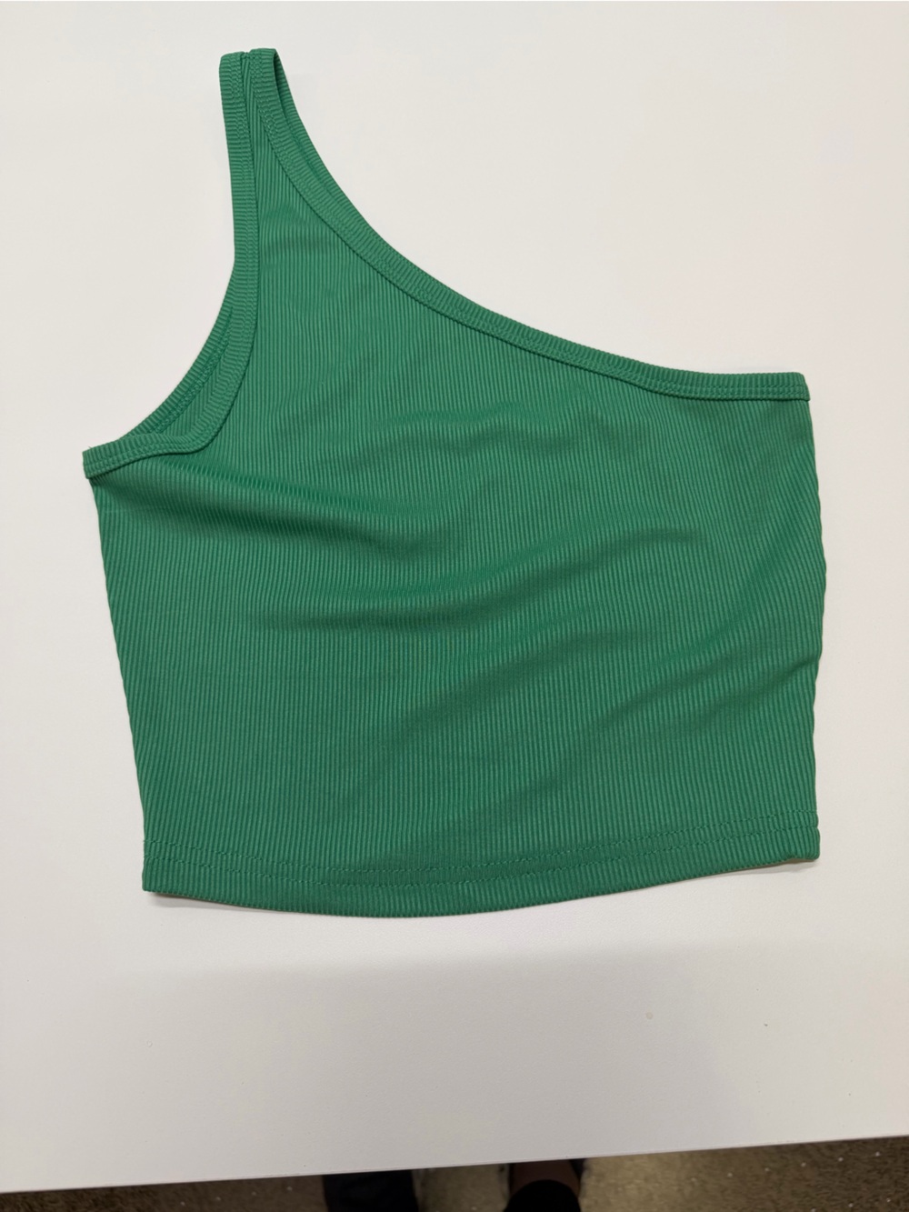 SHEIN Green Ribbed One-Shoulder CropTop